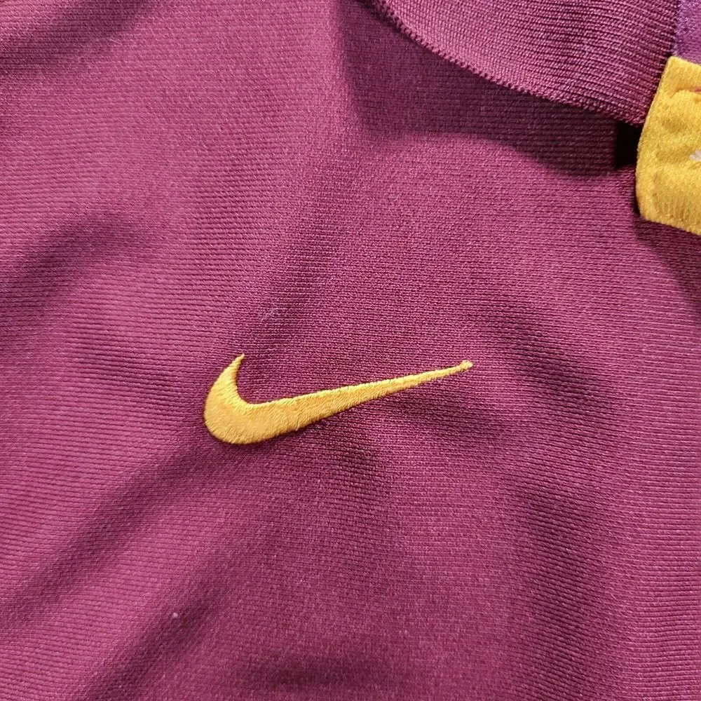 Minnesota Gophers Men's XL Nike Dri-Fit Maroon Polo Shirt Embroidered‎